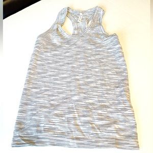Athleta tank. Excellent condition.